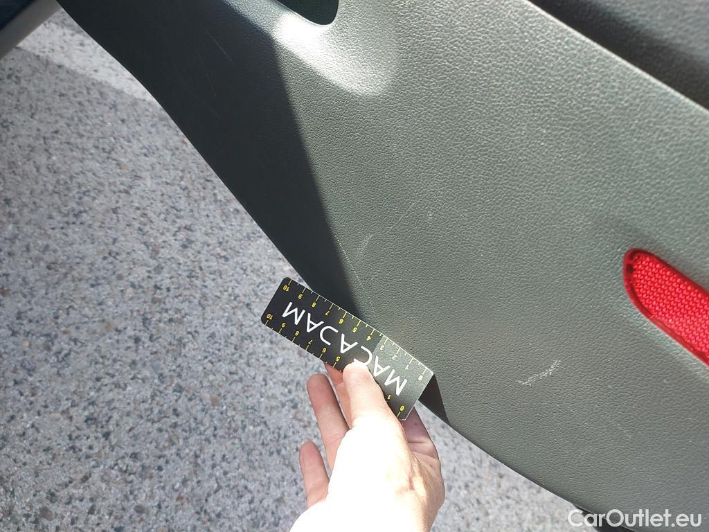  Hyundai   Ioniq HYUNDAI / 2019 / 5P / berlina con portón 1.6 GDI HEV Style DCT #21