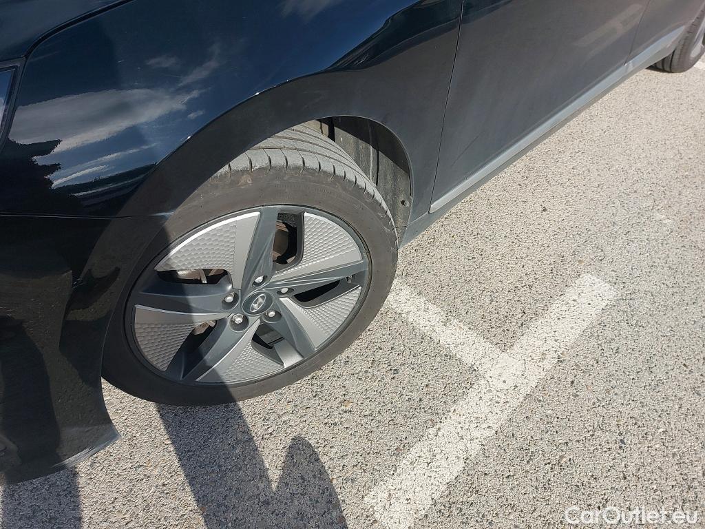  Hyundai   Ioniq HYUNDAI / 2019 / 5P / berlina con portón 1.6 GDI HEV Style DCT #12