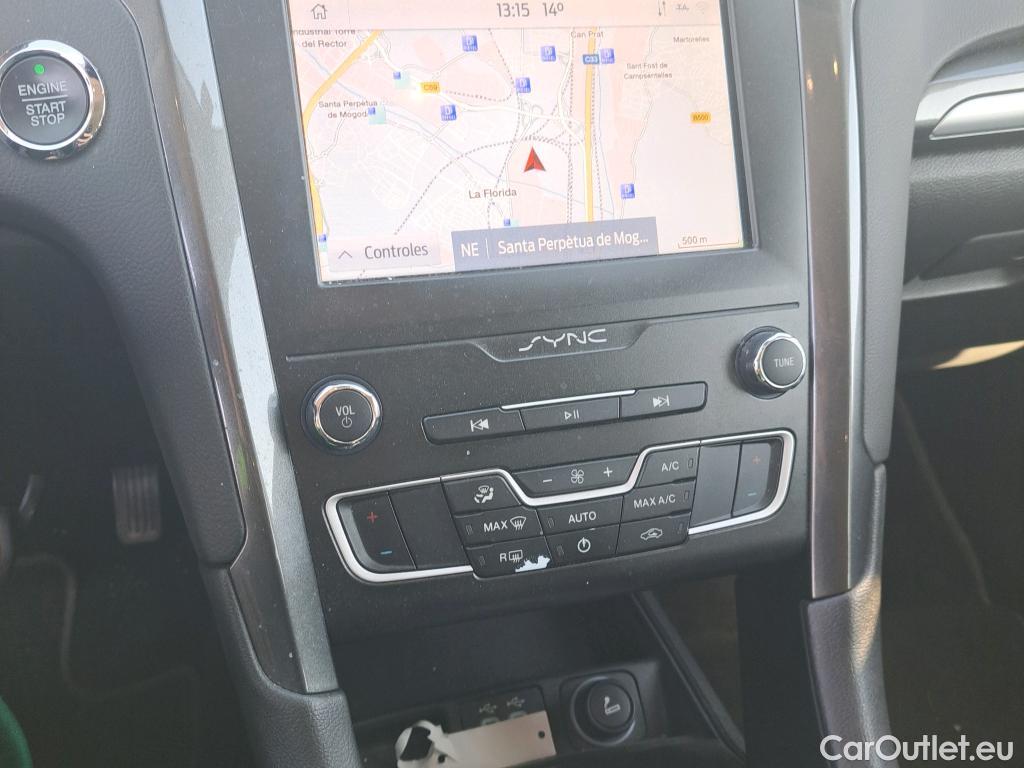  Ford  Mondeo FORD  / 2014 / 5P / familiar 2.0 TDCi 110kW Trend Powershift SB #28