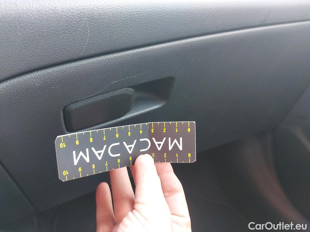  Hyundai   Ioniq HYUNDAI / 2019 / 5P / berlina con portón 1.6 GDI HEV Style DCT #19