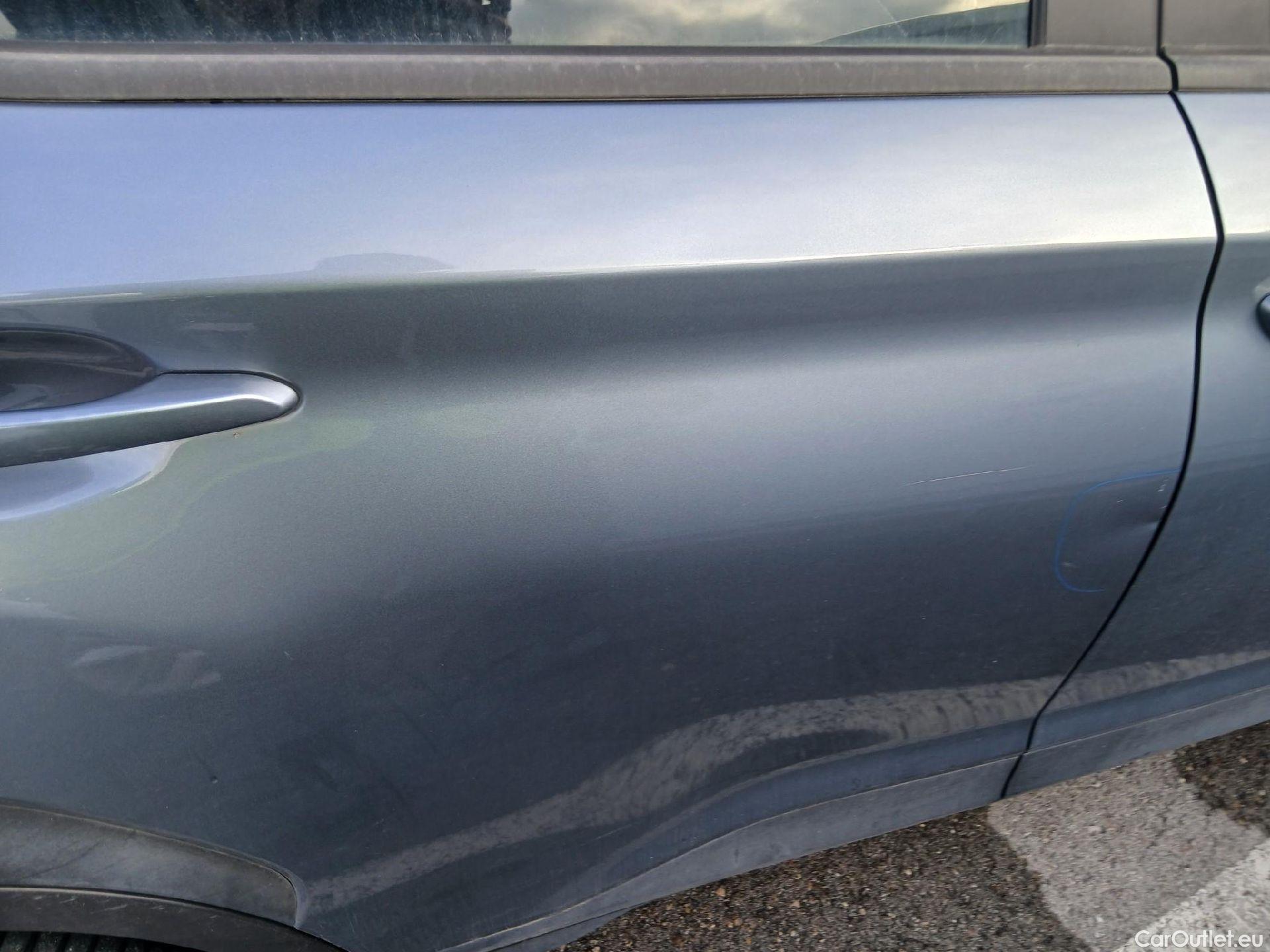  Hyundai  Konna HYUNDAI Kona / 2017 / 5P / todoterreno 1.6 GDI HEV Klass DCT #33