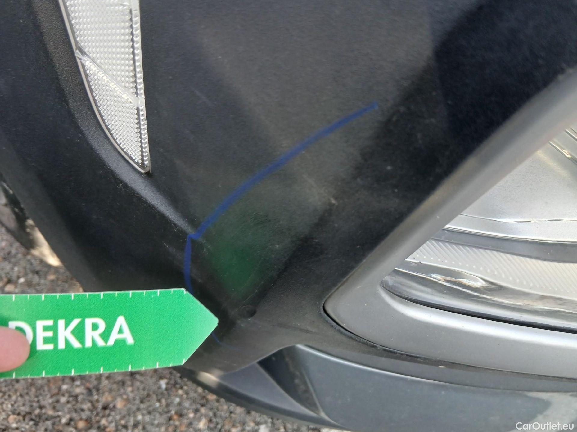  Hyundai  Konna HYUNDAI Kona / 2017 / 5P / todoterreno 1.6 GDI HEV Klass DCT #14