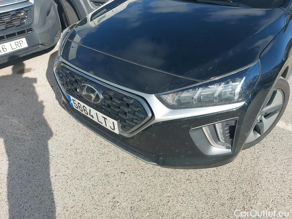  Hyundai   Ioniq HYUNDAI / 2019 / 5P / berlina con portón 1.6 GDI HEV Style DCT #22