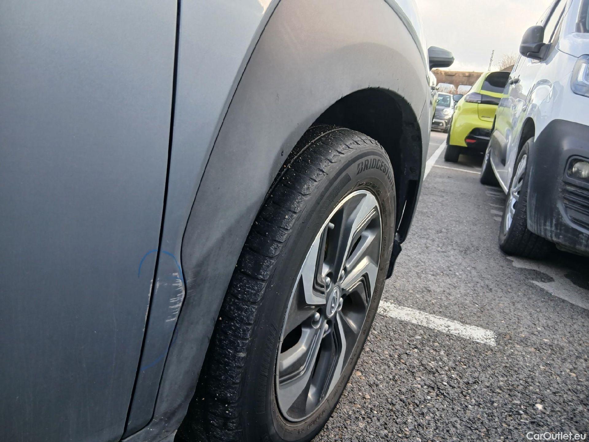  Hyundai  Konna HYUNDAI Kona / 2017 / 5P / todoterreno 1.6 GDI HEV Klass DCT #38