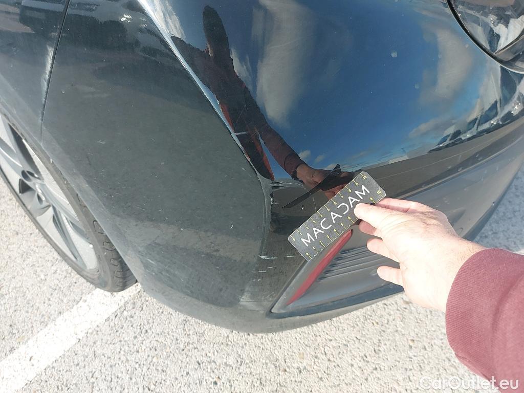  Hyundai   Ioniq HYUNDAI / 2019 / 5P / berlina con portón 1.6 GDI HEV Style DCT #26