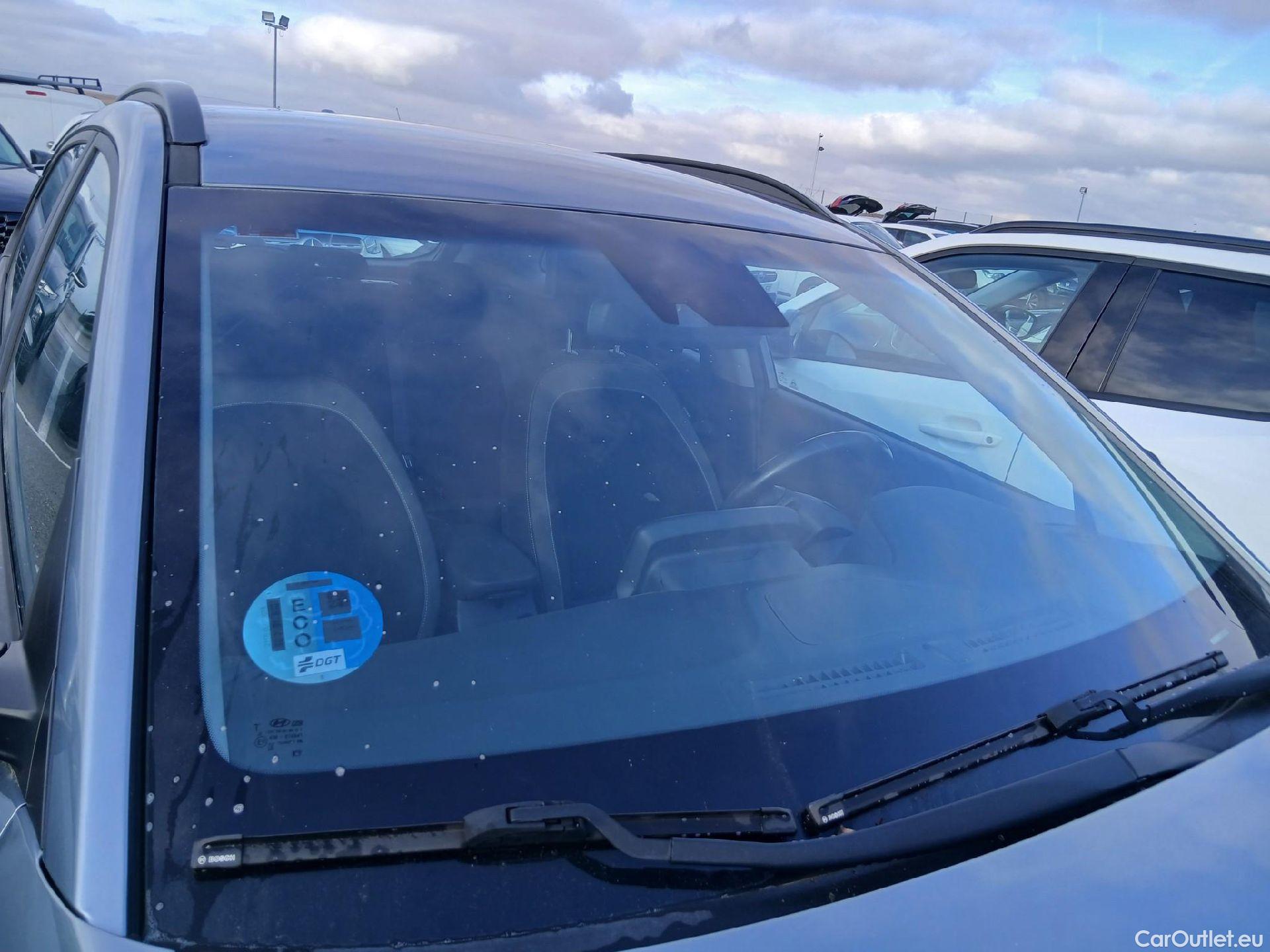  Hyundai  Konna HYUNDAI Kona / 2017 / 5P / todoterreno 1.6 GDI HEV Klass DCT #11