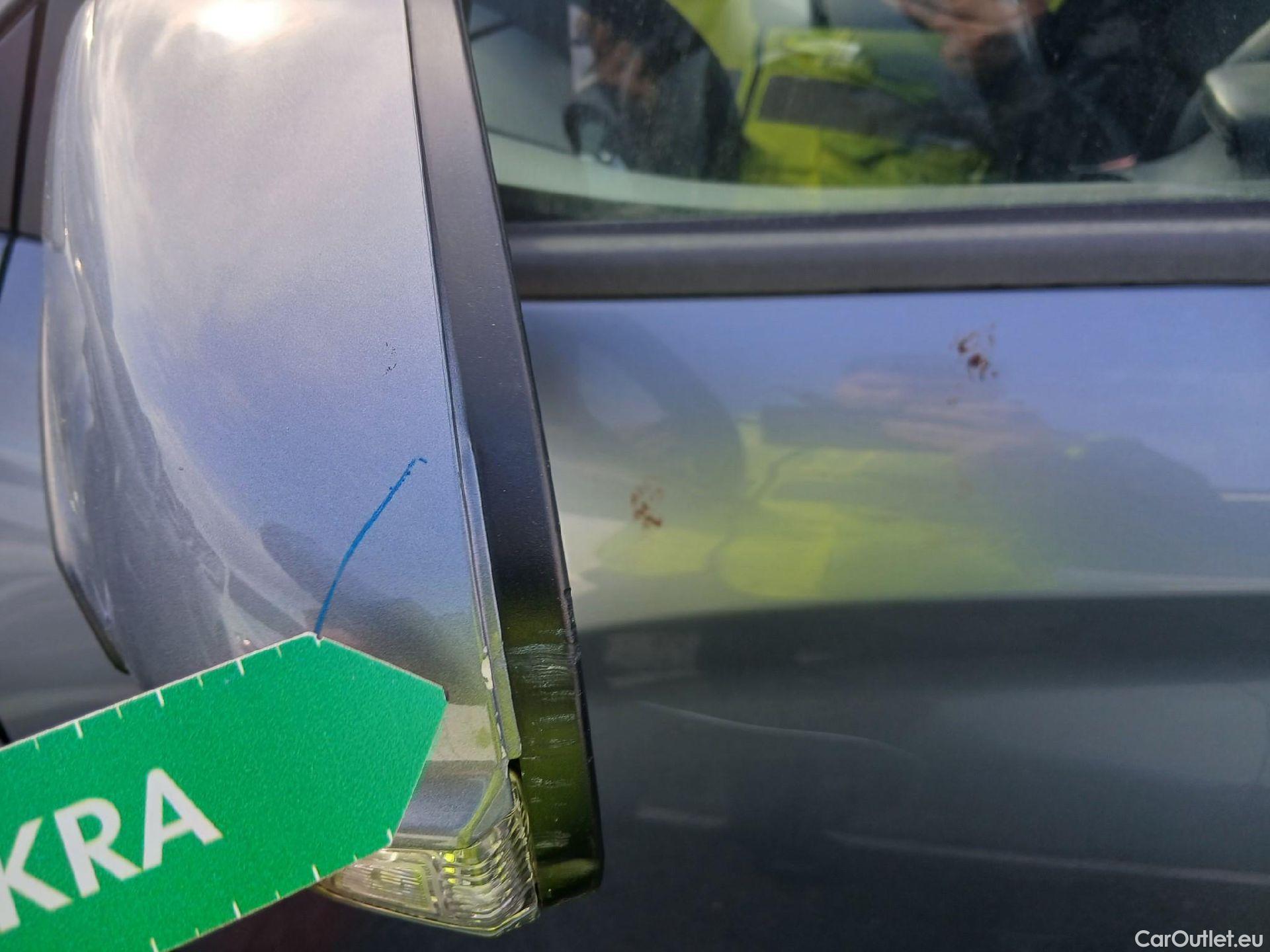  Hyundai  Konna HYUNDAI Kona / 2017 / 5P / todoterreno 1.6 GDI HEV Klass DCT #22