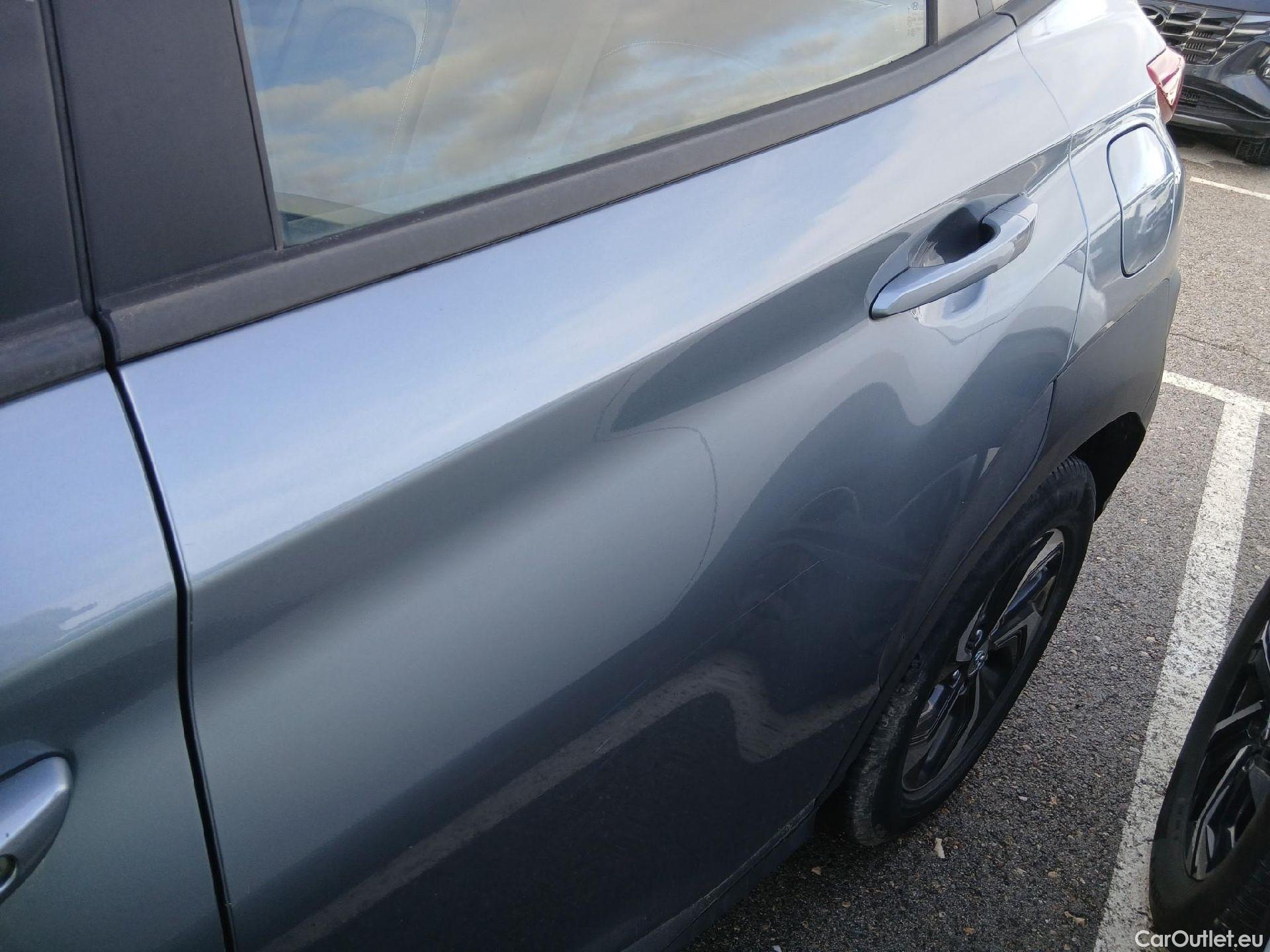  Hyundai  Konna HYUNDAI Kona / 2017 / 5P / todoterreno 1.6 GDI HEV Klass DCT #30