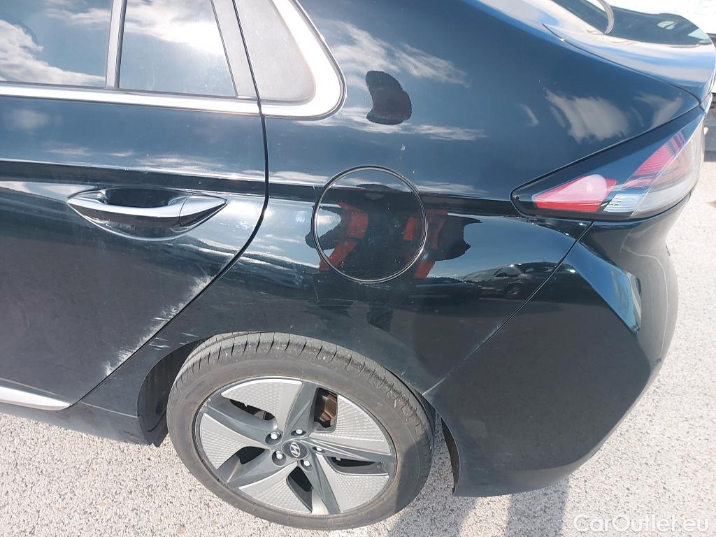  Hyundai   Ioniq HYUNDAI / 2019 / 5P / berlina con portón 1.6 GDI HEV Style DCT #6