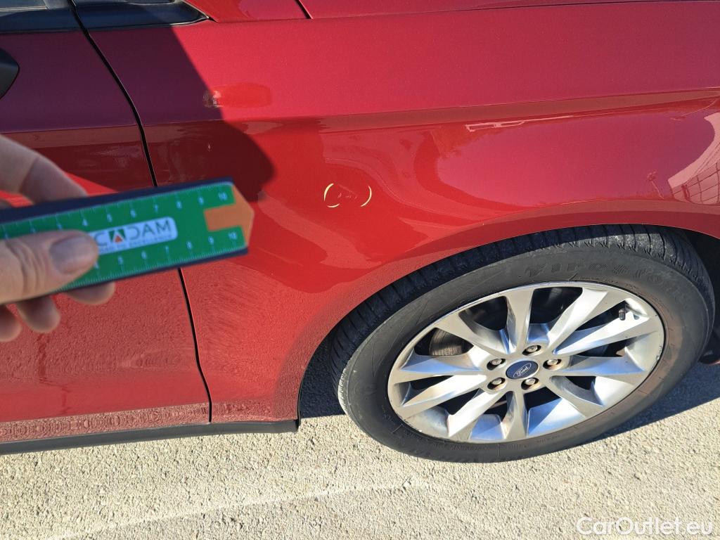  Ford  Mondeo FORD  / 2014 / 5P / familiar 2.0 TDCi 110kW Trend Powershift SB #32