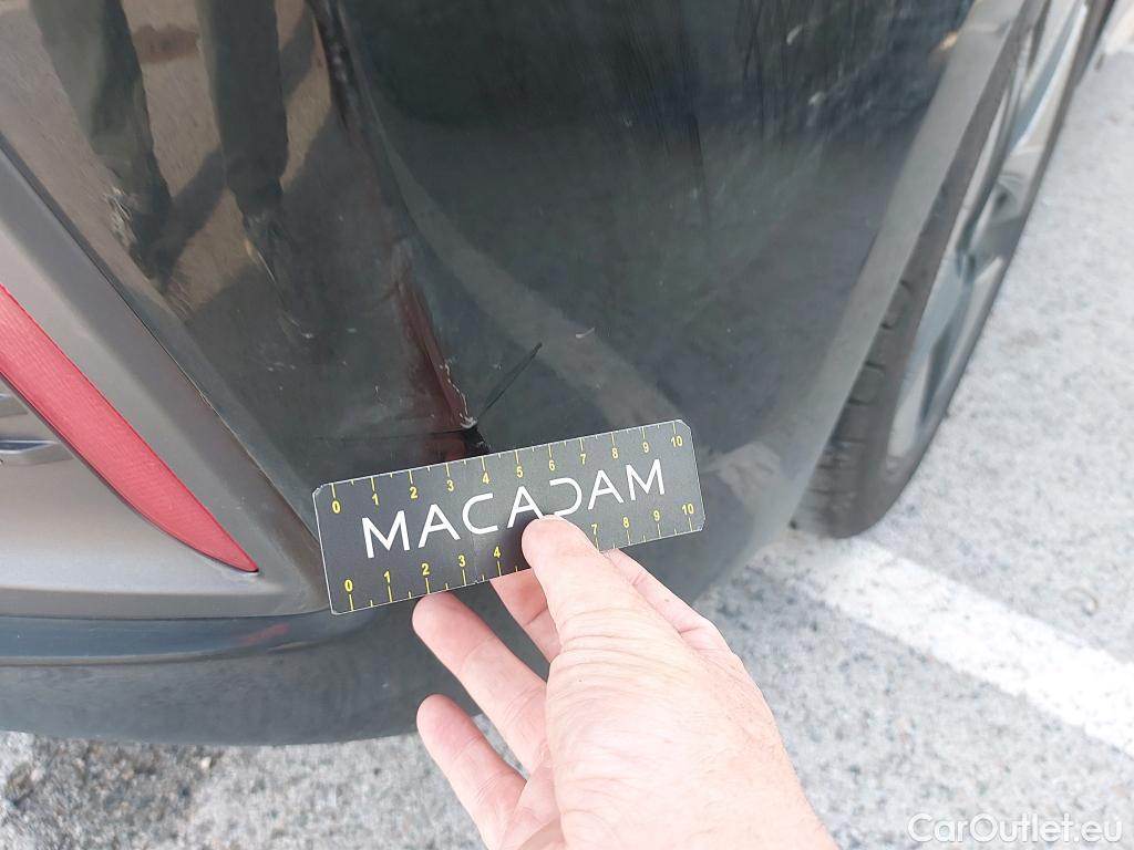  Hyundai   Ioniq HYUNDAI / 2019 / 5P / berlina con portón 1.6 GDI HEV Style DCT #25