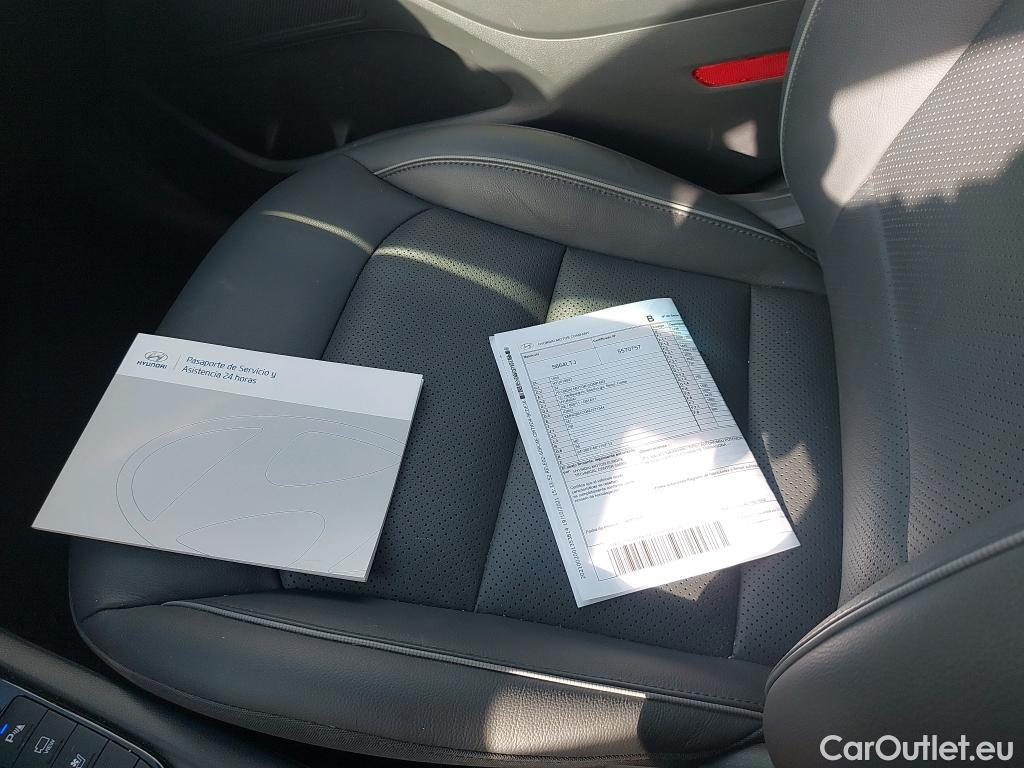  Hyundai   Ioniq HYUNDAI / 2019 / 5P / berlina con portón 1.6 GDI HEV Style DCT #17