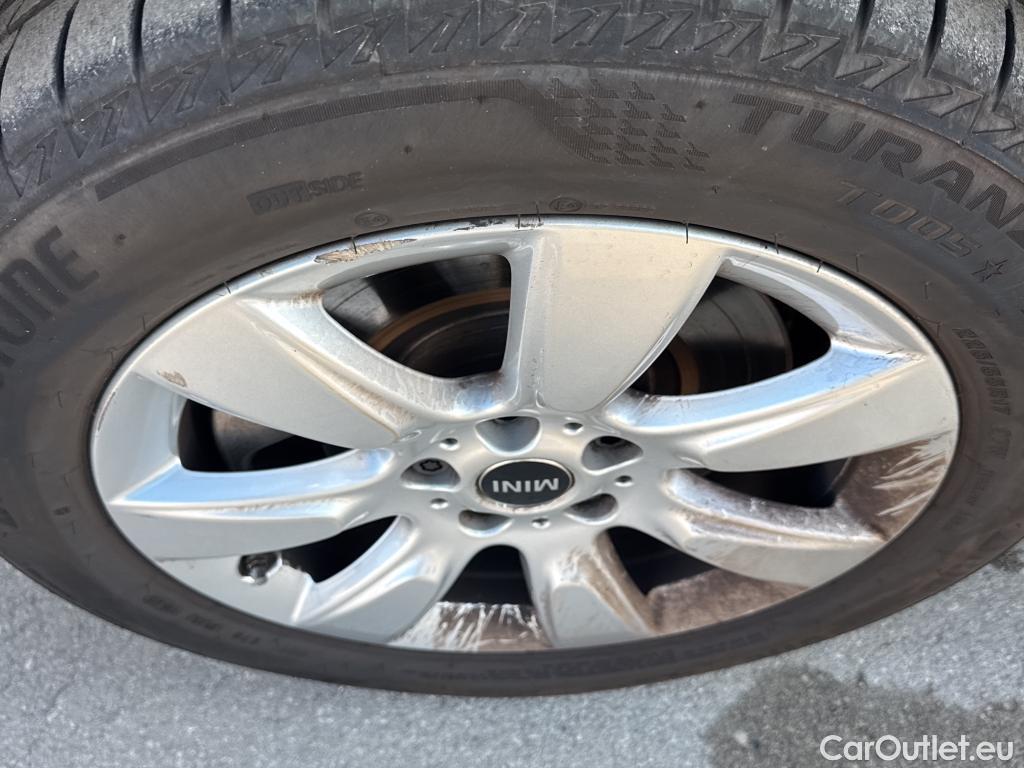  Mini  Countryman MINI  / 2020 / 5P / berlina con portón Cooper S E ALL4 #14