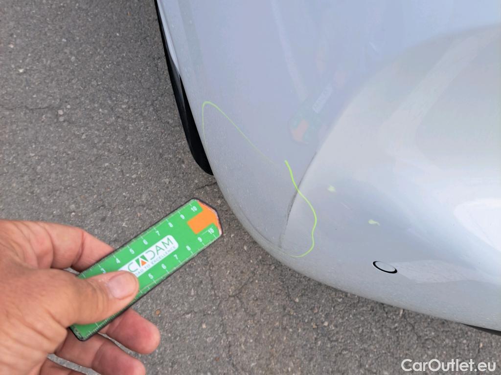  Peugeot  208 PEUGEOT  / 2019 / 5P / berlina con portón BlueHDi 73kW (100CV) Active Pack (AC) #14