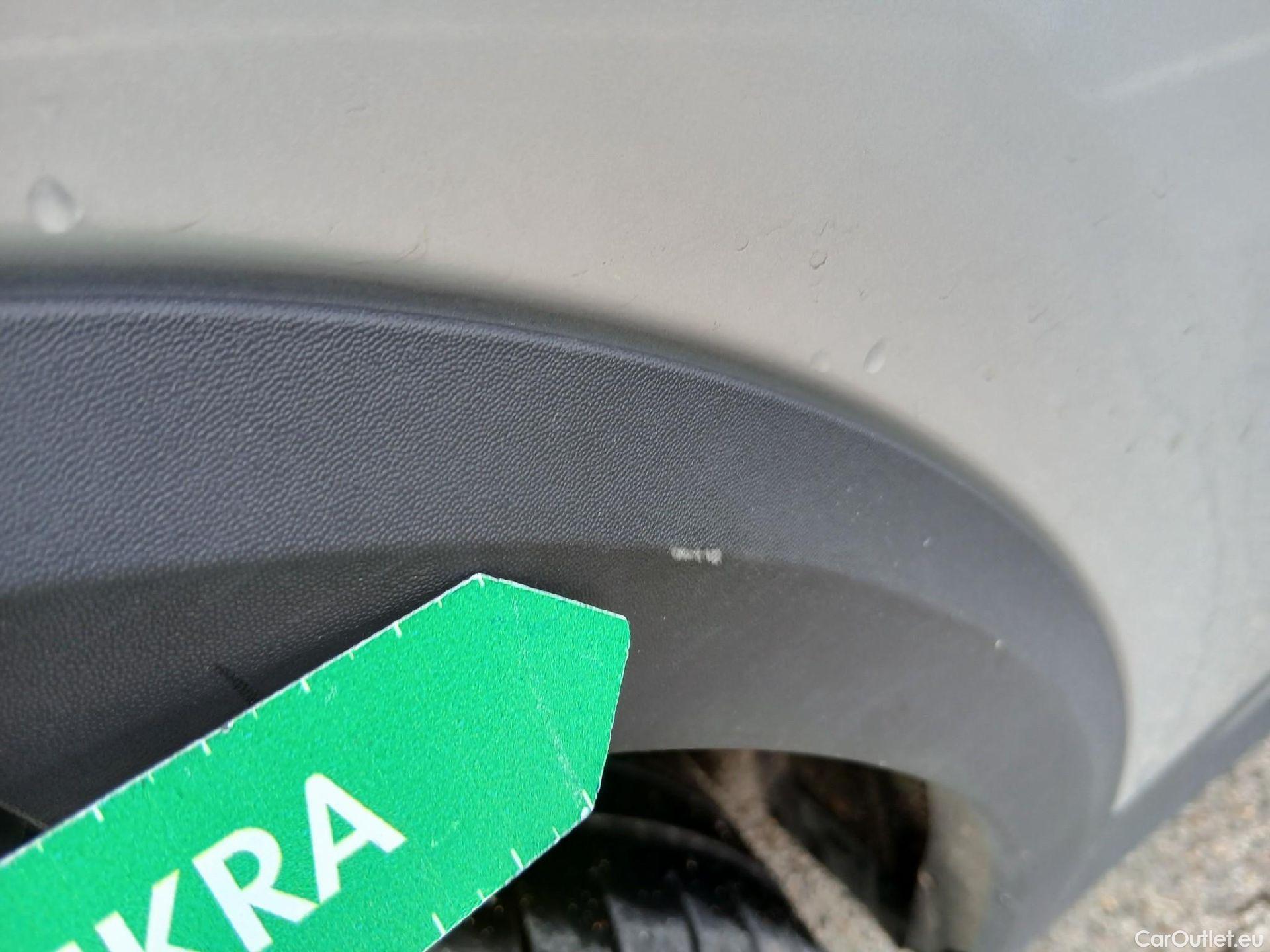  Mercedes  GLA MERCEDES-BENZ  / 2020 / 5P / todoterreno  250 e #19