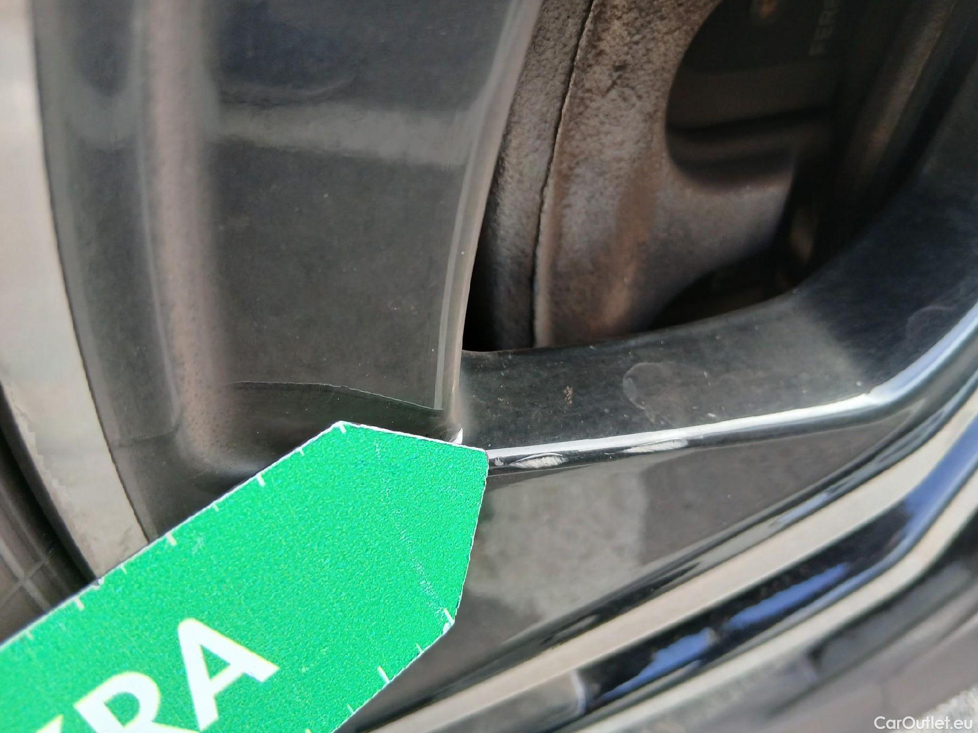  Mercedes  GLA MERCEDES-BENZ  / 2020 / 5P / todoterreno  250 e #8