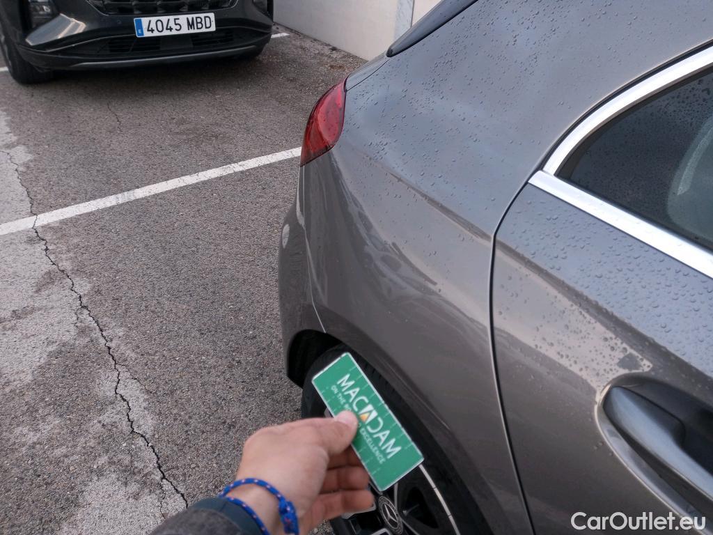  Mercedes  A-Klasse Clase A A 180 (177.084) 1.3 135CV AT7 E6d #2