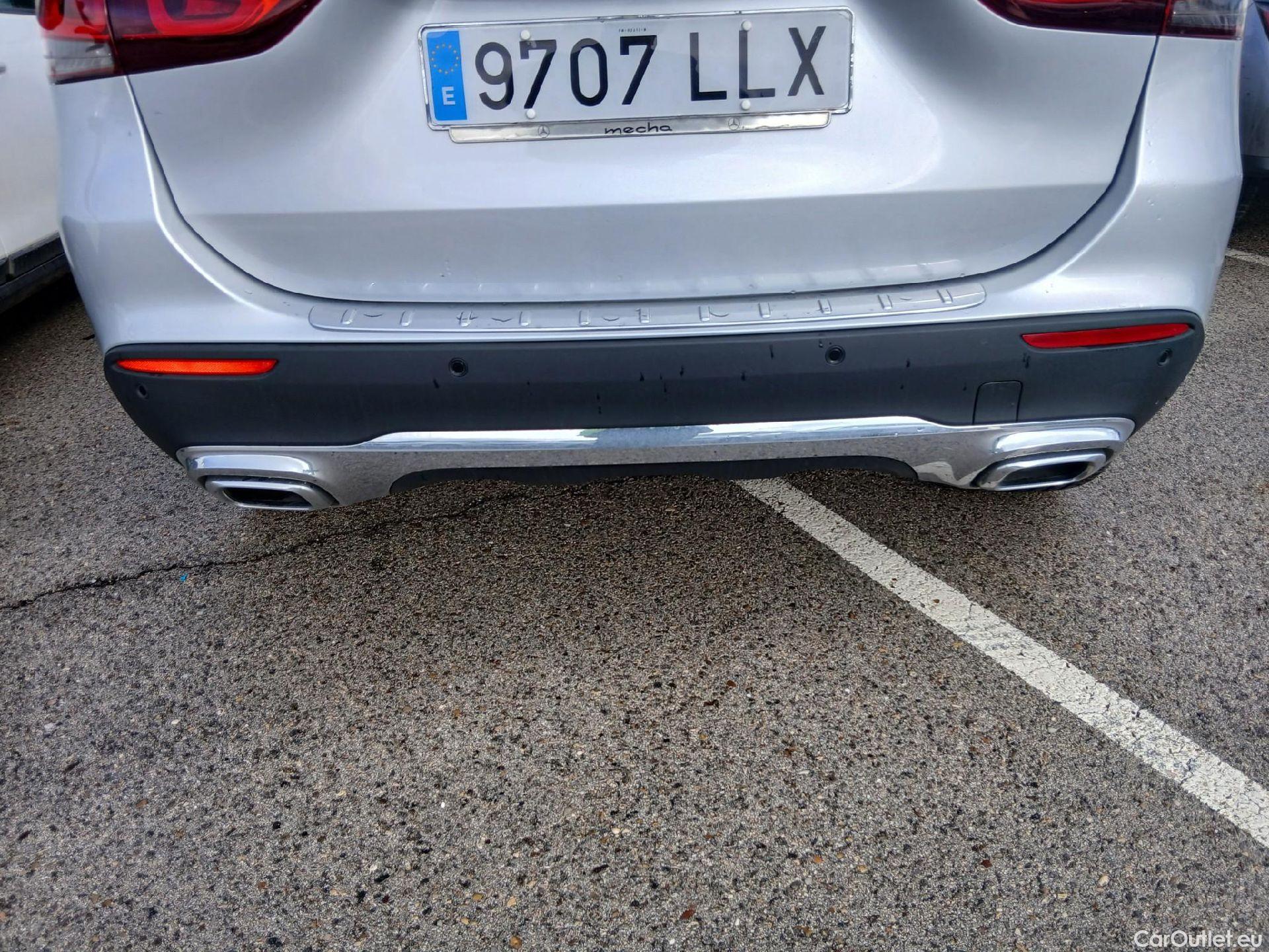  Mercedes  GLA MERCEDES-BENZ  / 2020 / 5P / todoterreno  250 e #15