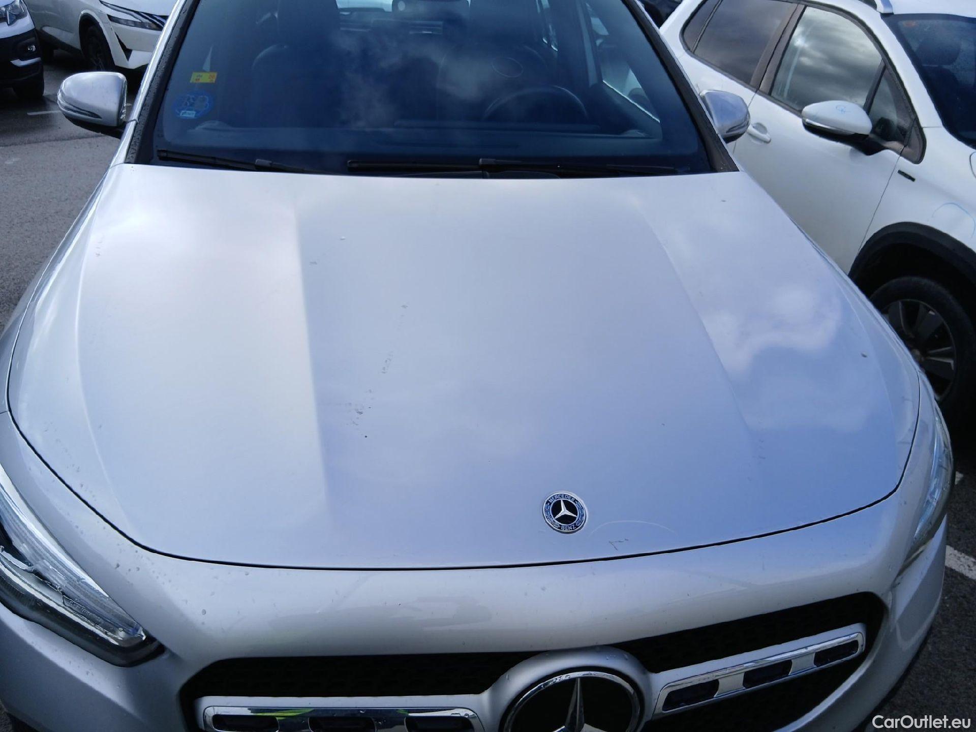  Mercedes  GLA MERCEDES-BENZ  / 2020 / 5P / todoterreno  250 e #5