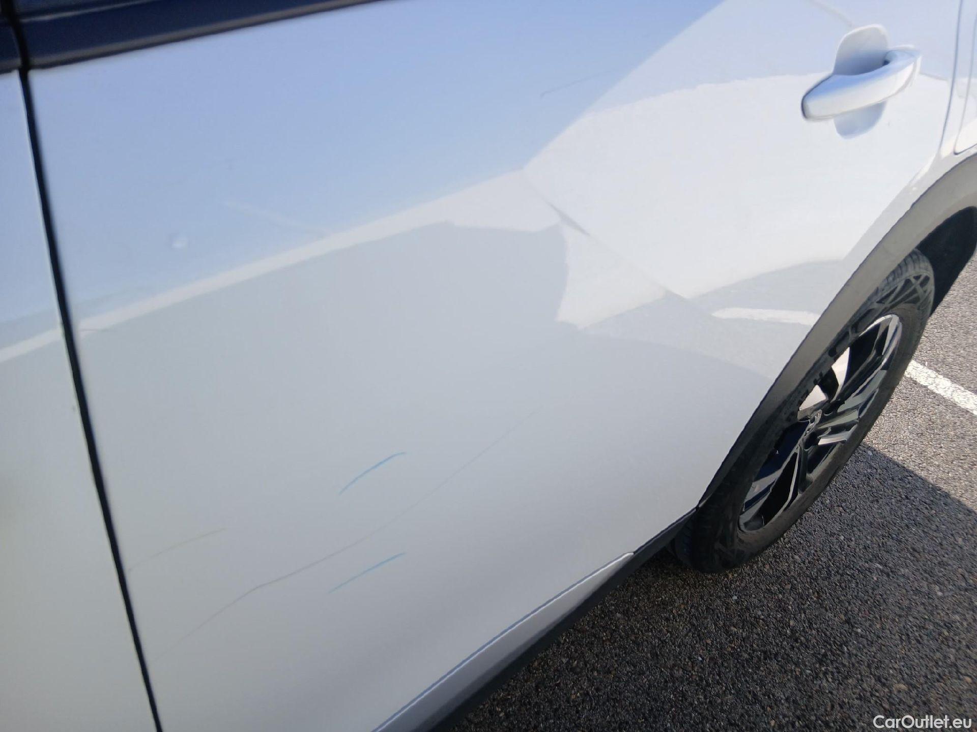  Peugeot  2008 PEUGEOT  / 2019 / 5P / todoterreno Allure BlueHDI 81kW (110CV) #14