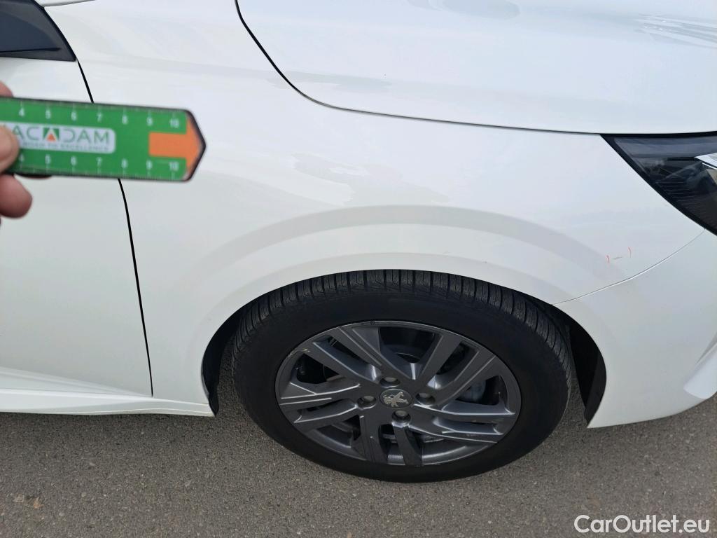  Peugeot  208 PEUGEOT  / 2019 / 5P / berlina con portón BlueHDi 73kW (100CV) Active Pack (AC) #30