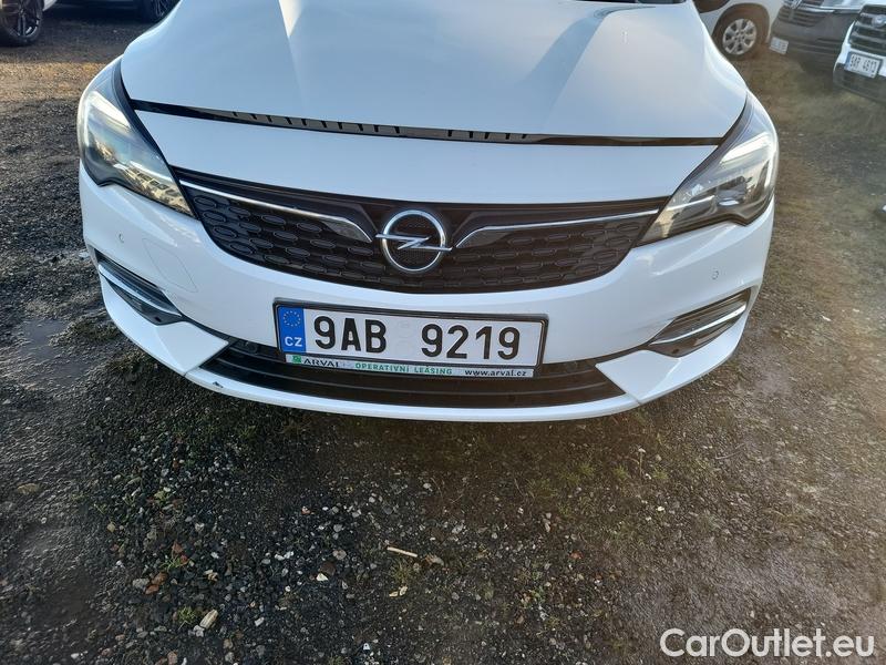 Opel  Astra  K Sports Tourer (2015) ST 1.5CDTi 77 Edition 5d #1
