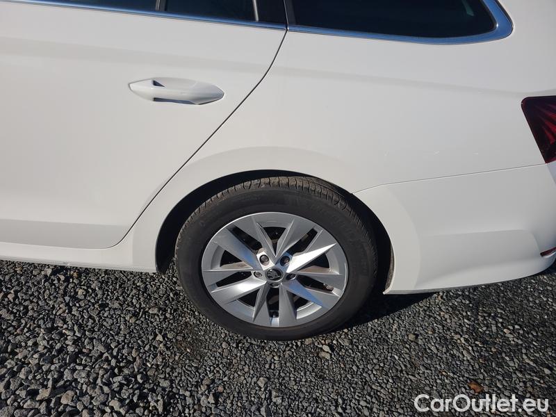  Skoda  Octavia  Combi (NX3)(2020) Oct.Combi 2.0TDI 110 Style AT #10