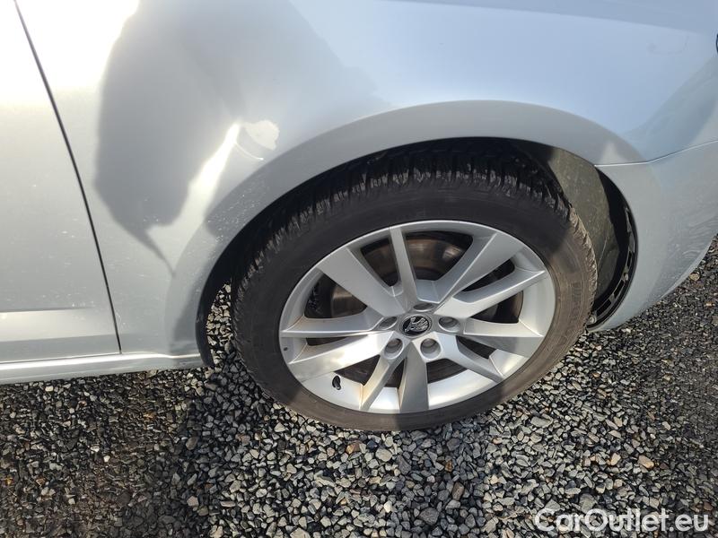  Skoda  Octavia  Lim.  (5E3)(03.2017->)  1.5TSI 110 Ambition #16