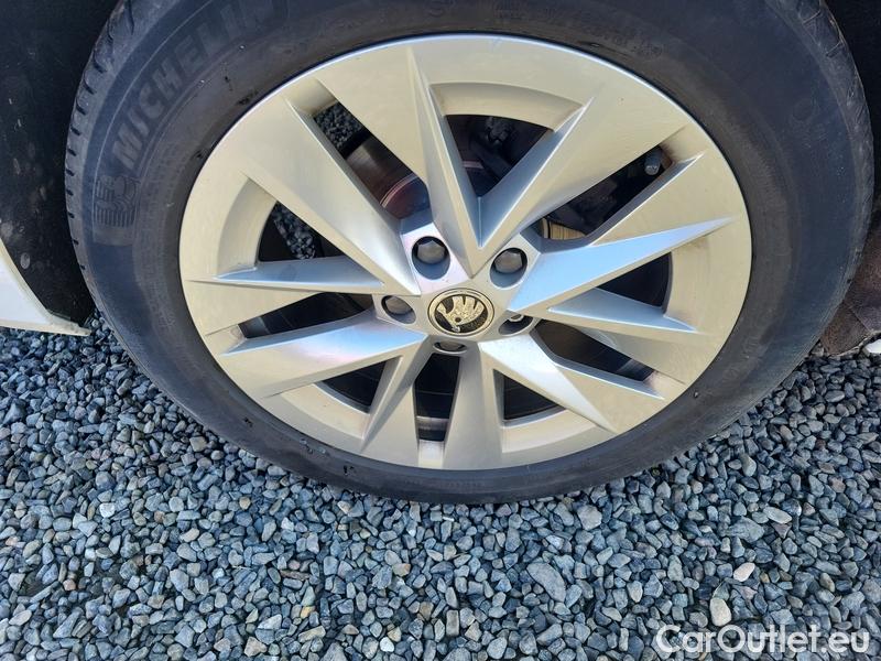  Skoda  Octavia  Combi (NX3)(2020) Oct.Combi 1.5TSI 110 Style #3