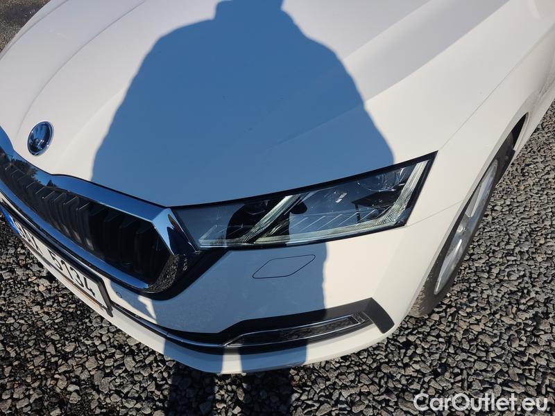  Skoda  Octavia  Combi (NX3)(2020) Oct.Combi 2.0TDI 110 Style AT #3