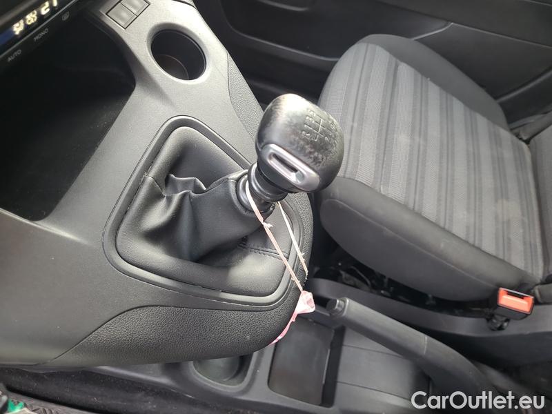  Opel  Combo  Life (E)  (2018) C.Life 1.5CDTI 96 Elegance+ #16