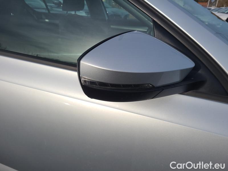  Skoda  Octavia  Lim.  (5E3)(03.2017->)  1.5TSI 110 Ambition #14