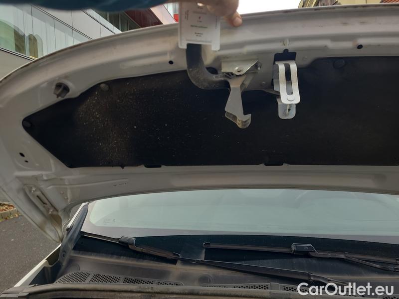  Opel  Combo  Life (E)  (2018) C.Life 1.5CDTI 96 Elegance+ #2