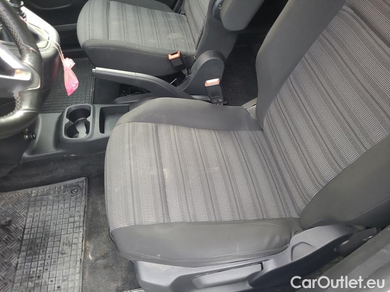  Opel  Combo  Life (E)  (2018) C.Life 1.5CDTI 96 Elegance+ #13