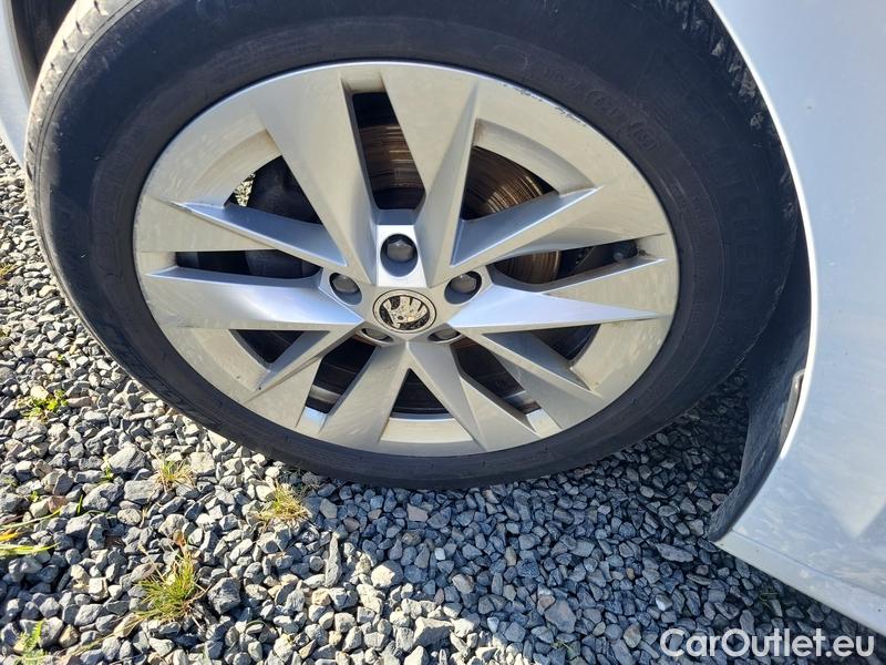  Skoda  Octavia  Combi (NX3)(2020) Oct.Combi 1.5TSI 110 Style #1