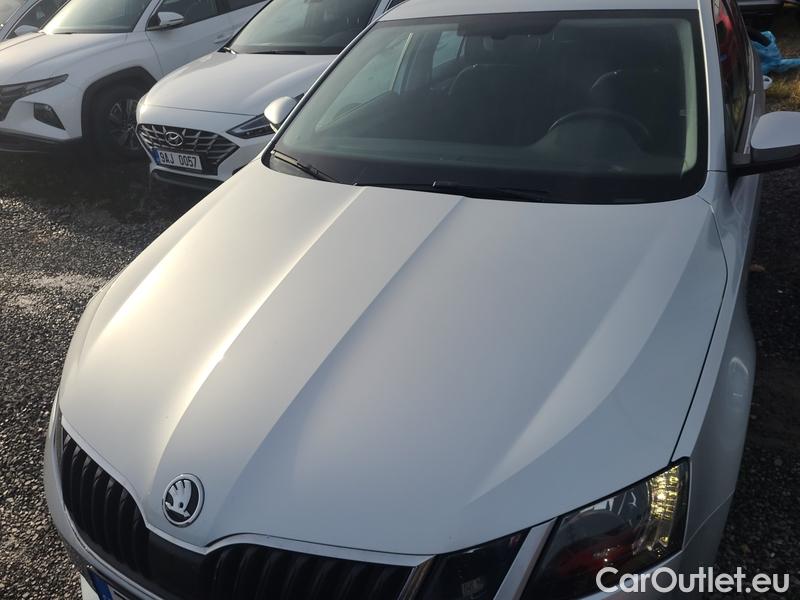  Skoda  Octavia  Lim.  (5E3)(03.2017->)  1.5TSI 110 Ambition #3