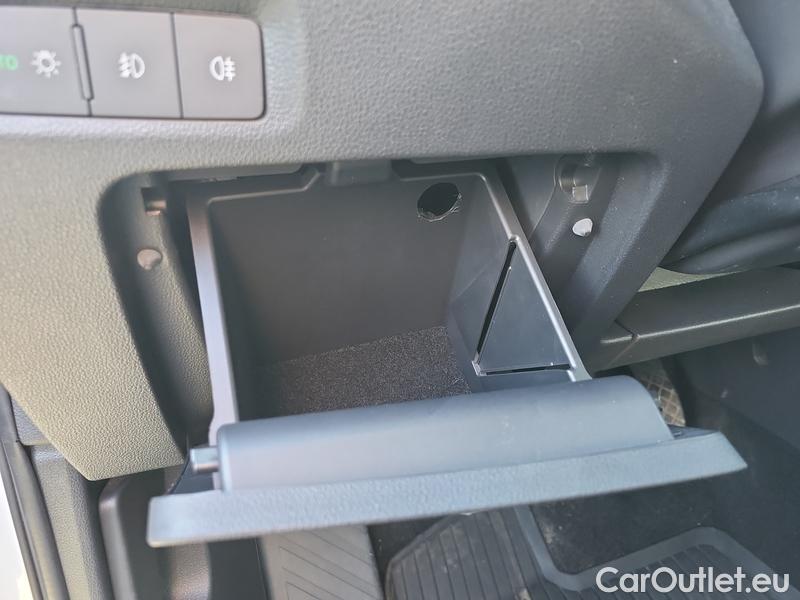  Skoda  Octavia  Combi (NX3)(2020) Oct.Combi 1.5TSI 110 Style #7