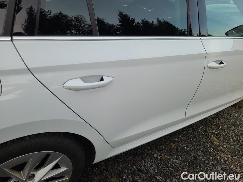  Skoda  Octavia  Combi (NX3)(2020) Oct.Combi 2.0TDI 85 Style #12