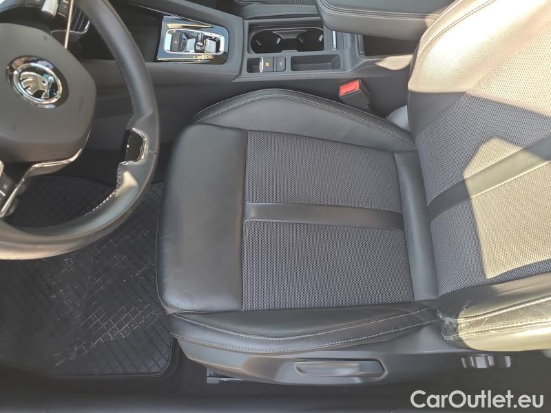  Skoda  Octavia  Combi (NX3)(2020) Oct.Combi 2.0TDI 110 Style AT #6