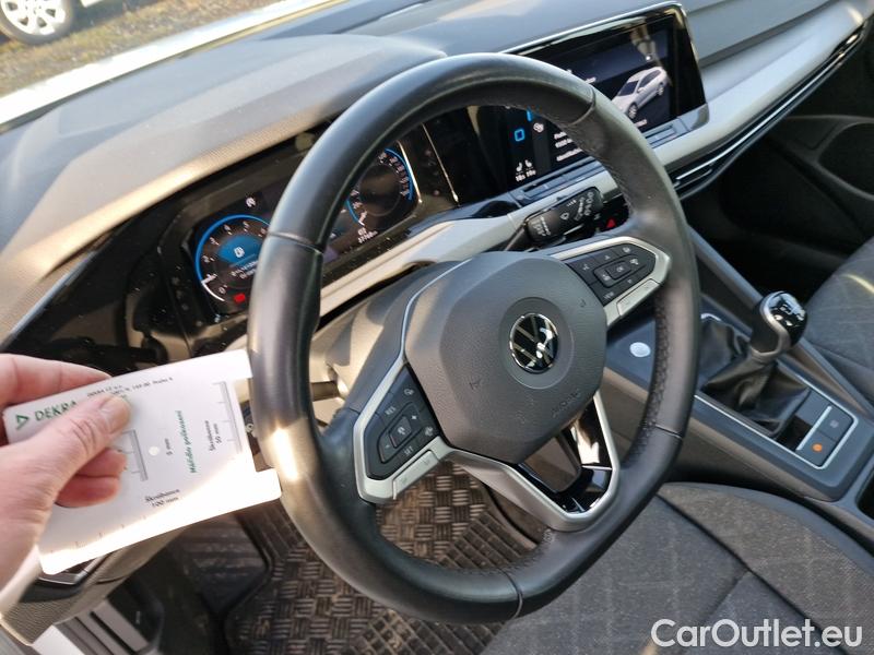  Volkswagen  Golf  VIII (CD1) (2019) Var.1.0TSI 81 Life 5d #4