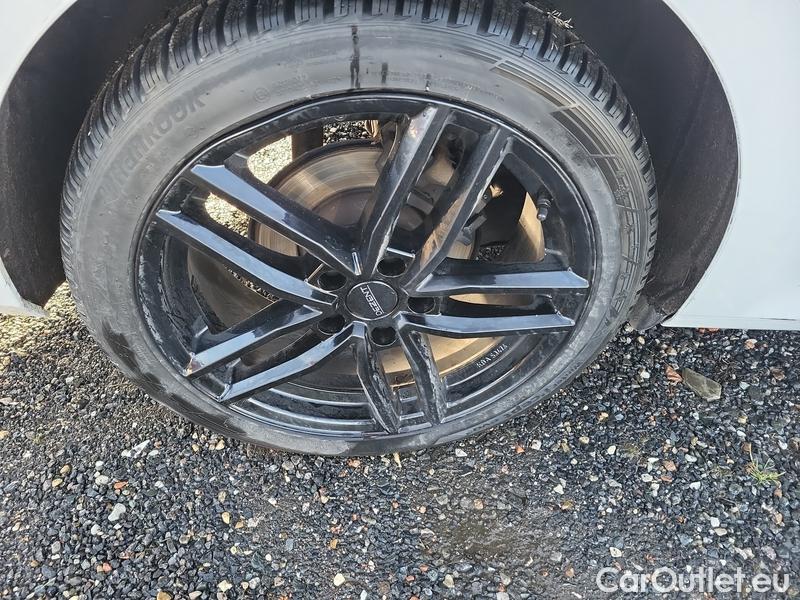  Skoda  Octavia Oct.Combi 2.0TDI 110 Style AT #16