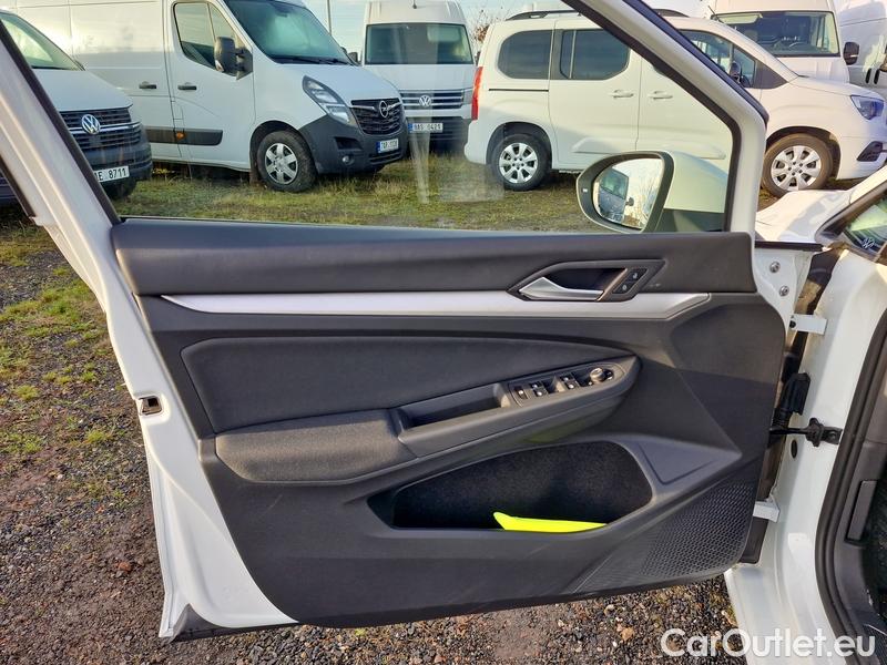  Volkswagen  Golf  VIII (CD1) (2019) Var.1.0TSI 81 Life 5d #6