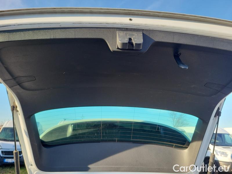  Skoda  Octavia Oct.Combi 2.0TDI 110 Style AT #10