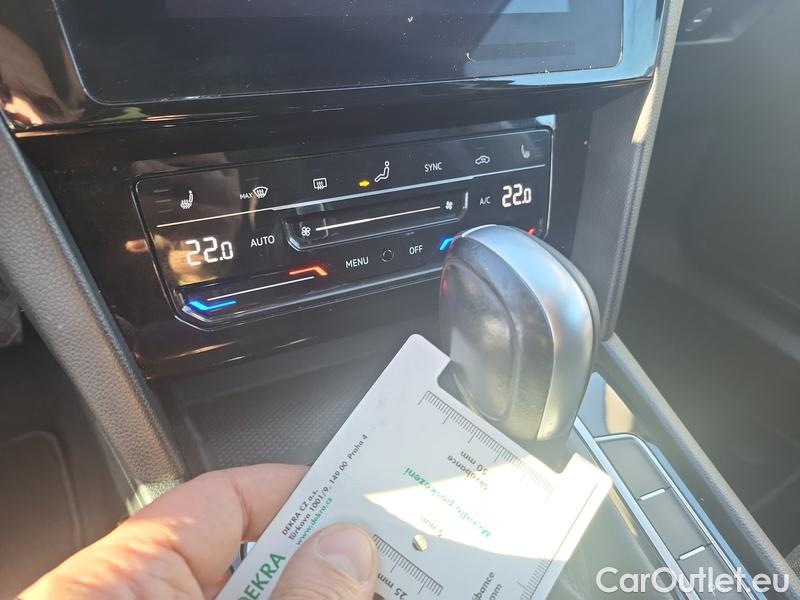  Volkswagen  Passat  Variant (CB5) (2019) Pas.Var.2.0TDI 110 Business AT #8