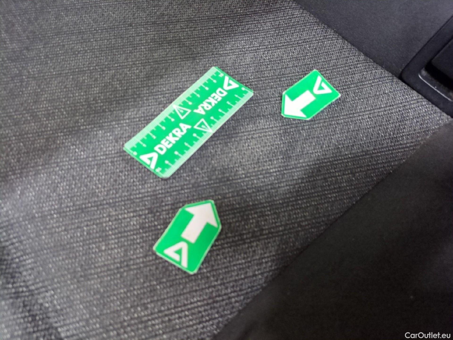  Bmw  X1 BMW  / 2022 / 5P / SUV sDrive18i Business Design DKG7 #3