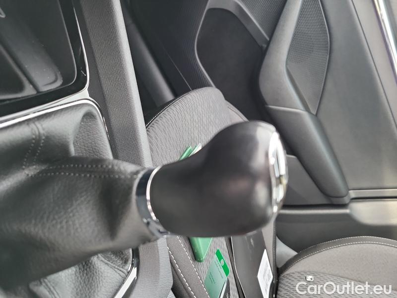  Skoda  Octavia  Lim. (NX3)(2020) Oct. 2.0TDI 110 Style 5d #5