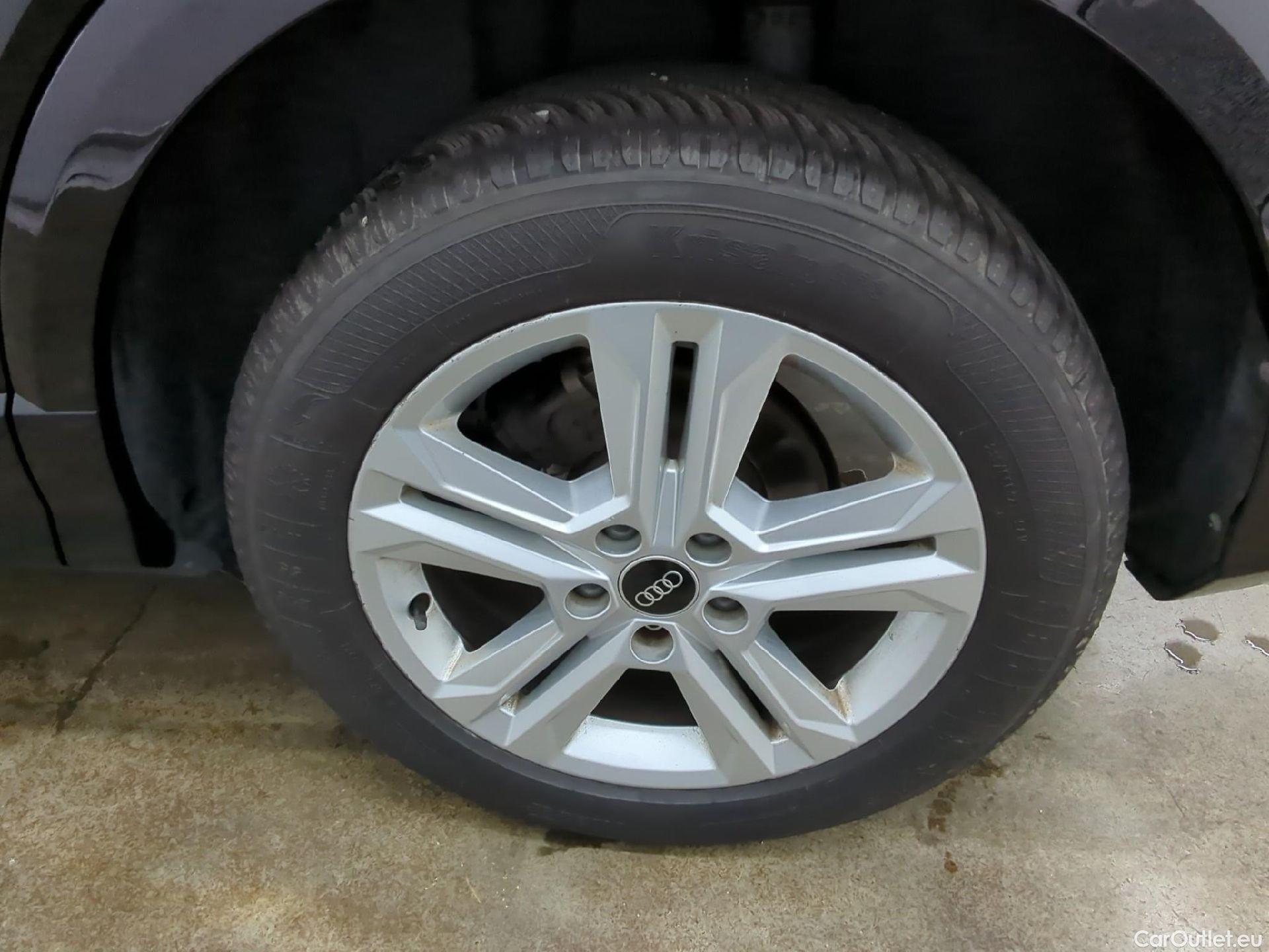  Audi  Q2  30 TDI Business Line 2.0 TDI 115CV BVA7 E6d #3