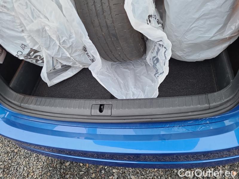  Skoda  Octavia  Combi (NX3)(2020) Oct.Combi 2.0TDI 85 Ambition #16