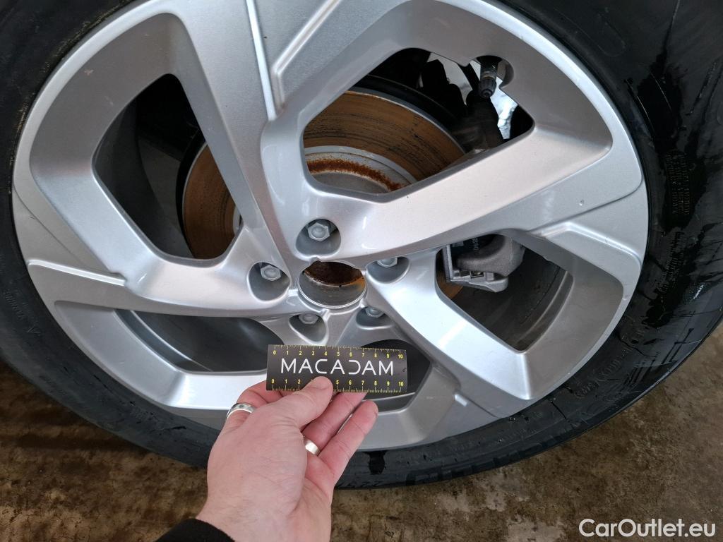  Citroen  C5 CITROEN  Aircross / 2022 / 5P / SUV Hybrid rechargeable 180 e-EAT8 Feel #4