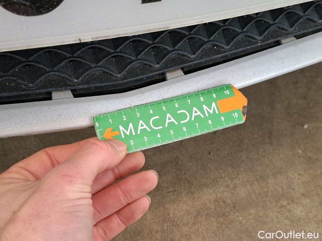  Mercedes  A-Klasse MERCEDES-BENZ Classe A Compact / 2018 / 5P / Berline A 180 d Business Line 8G-DCT #36